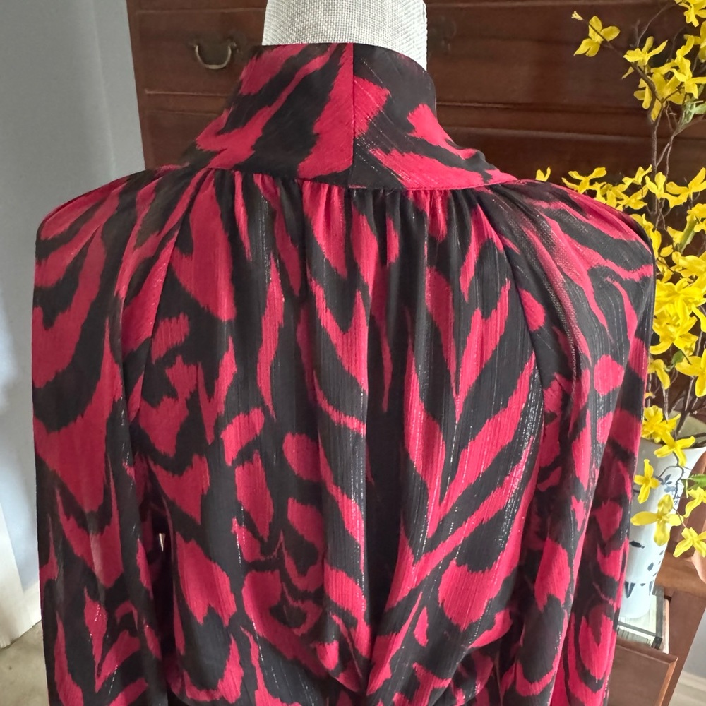 Donna Karan Women’s Chiffon Shirt Midi Red Multi Print Dress Size 12 NWT - Picture 7 of 10
